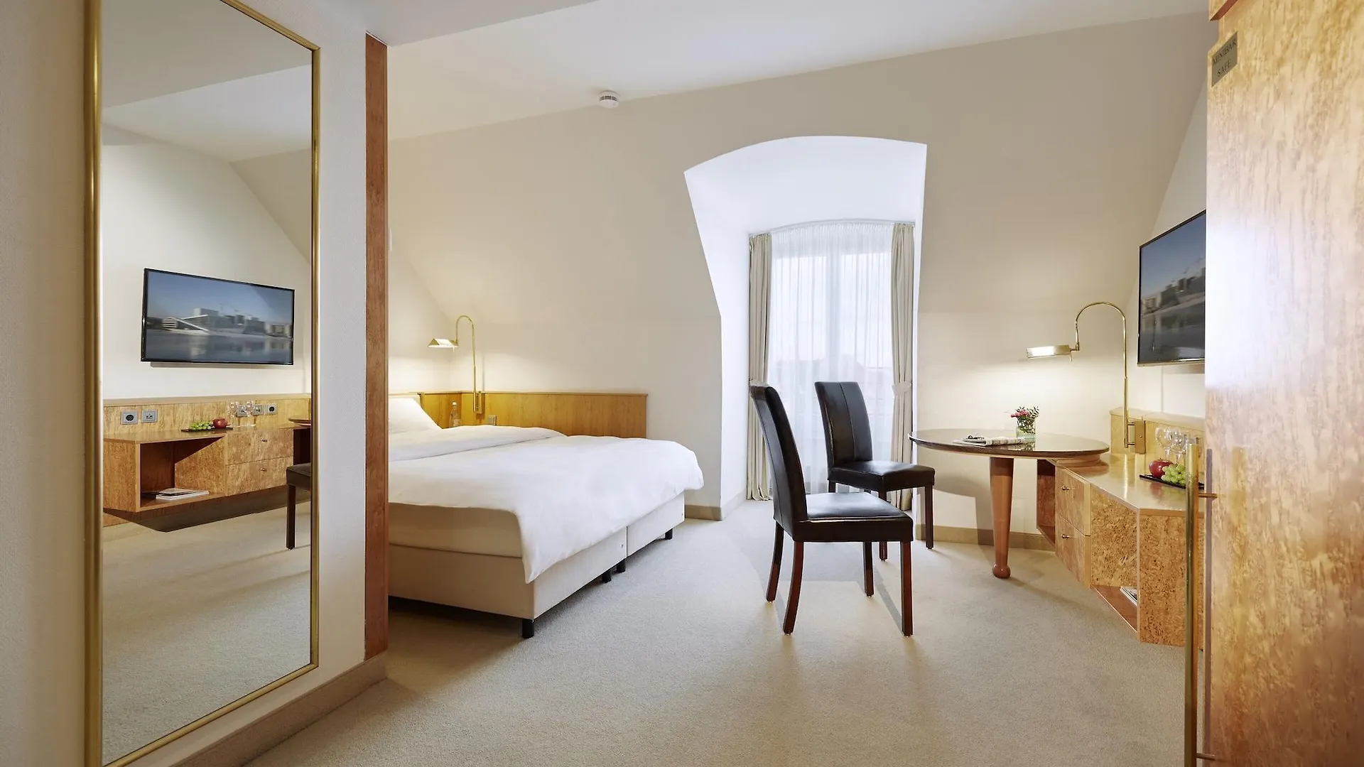 ****  Lindner Hotel Dusseldorf Airport, Part Of Jdv By Hyatt Γερμανία